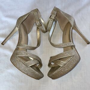 Gianni Bini Stiletto Heels Women’s Size 6.5 Medium Gold Glitter Ankle Strap Open